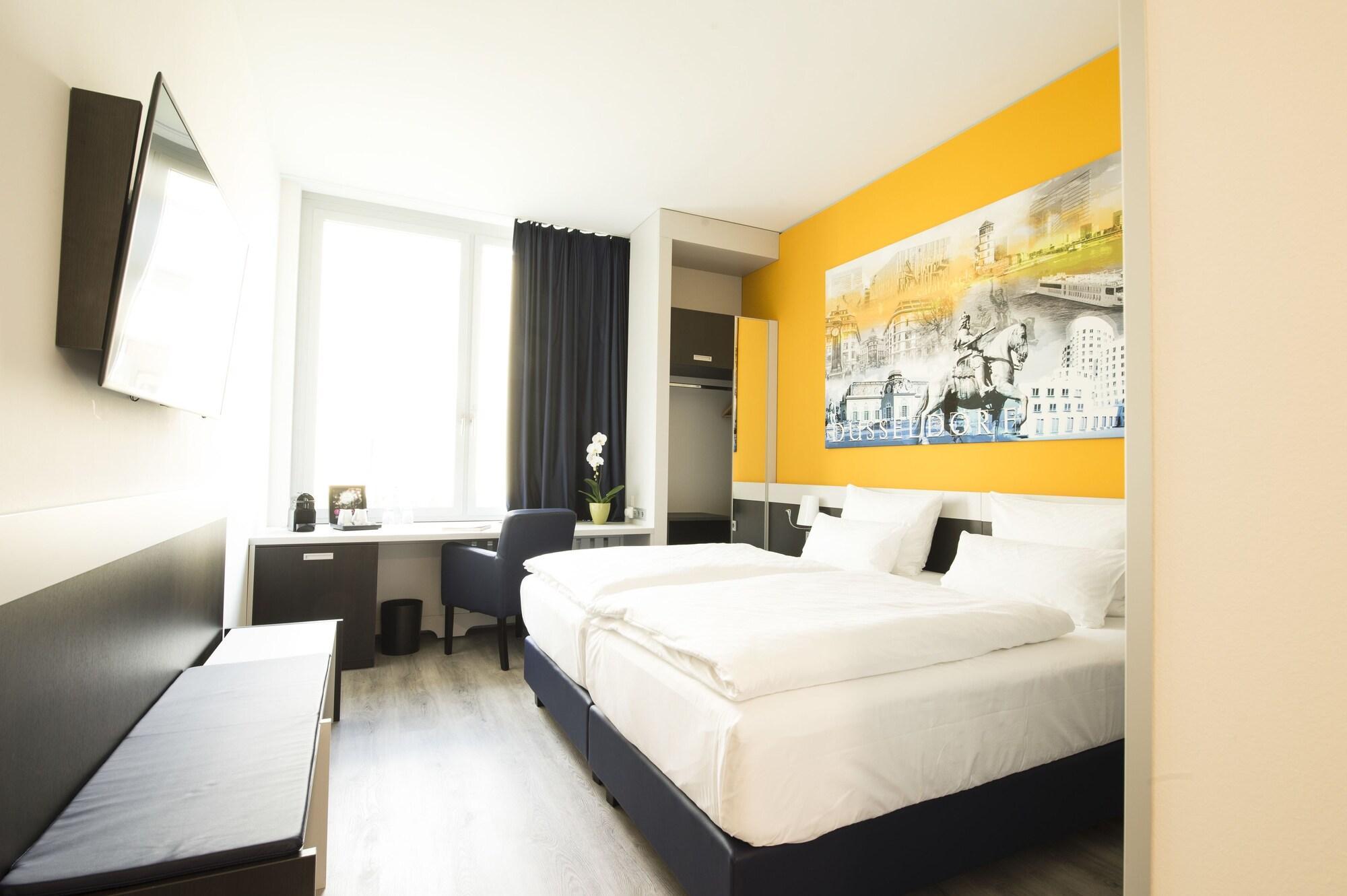 Отель Carathotel