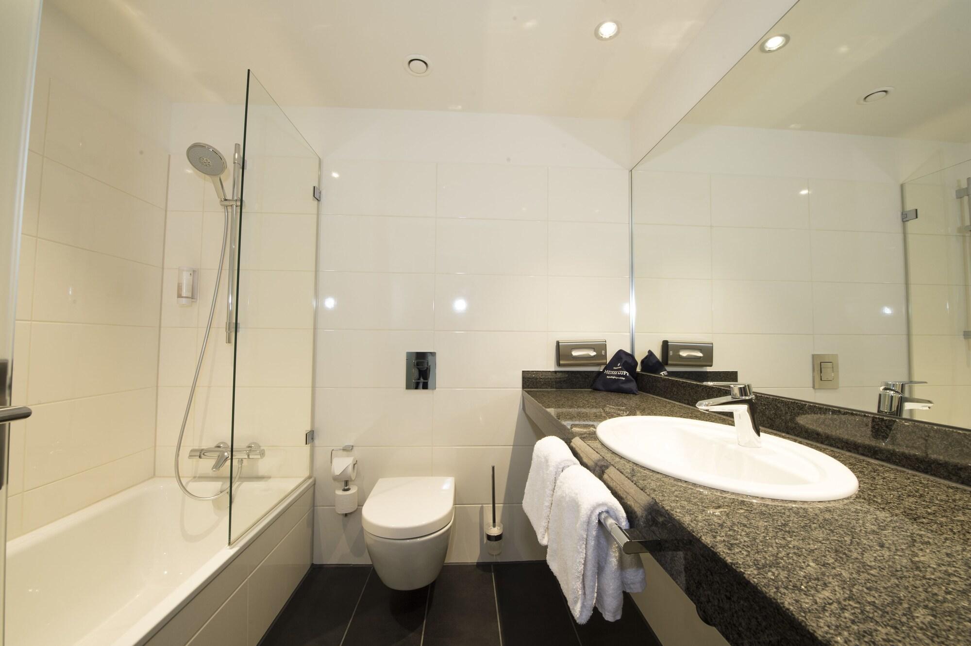 Отель Carathotel